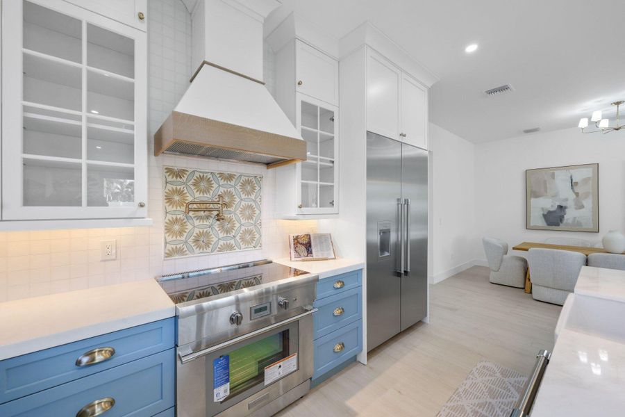 309 Claremont Lane - 15.jpg-SMALL 309 Claremont Lane - 15.jpg-SMALL