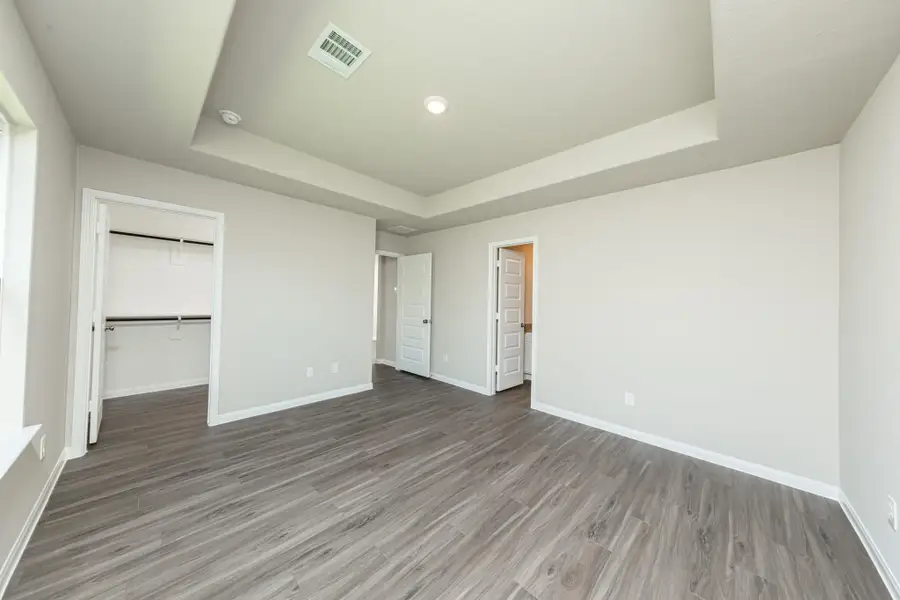 Spacious, unfurnished interior of a new home in Cliffstone Hills, Conroe (Image 11). Spacious, unfurnished interior of a new home in Cliffstone Hills, Conroe (Image 11).