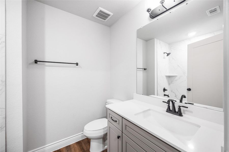 Furnished interior view inside a new home in Encino Estates, Dayton (Image 3).