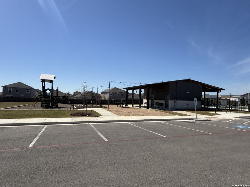 Community amenities in Legend Point, New Braunfels (Image 36).