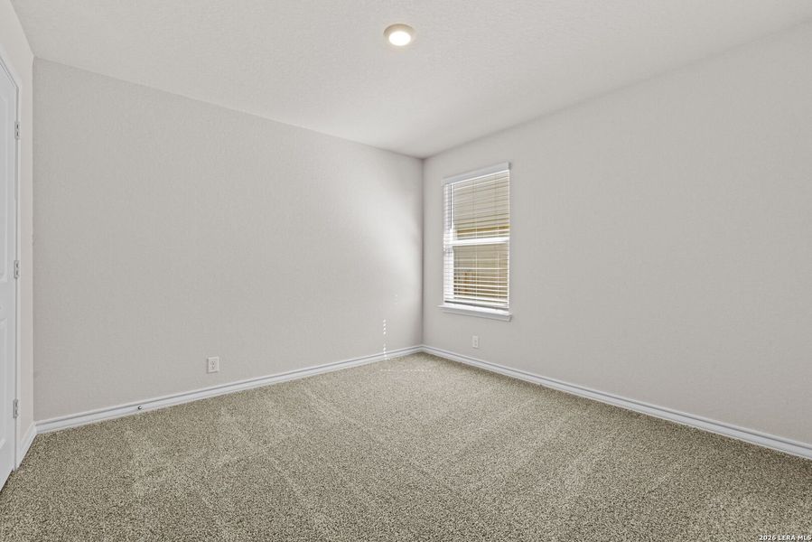 Spacious, unfurnished interior of a new home in Redbird Ranch, San Antonio (Image 21).