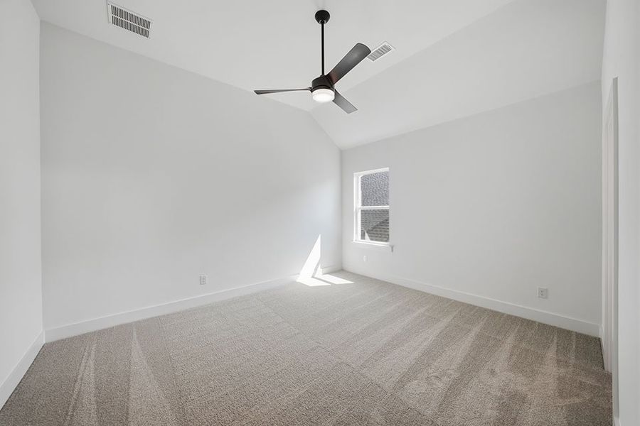Spacious, unfurnished interior of a new home in Hillside Village, Celina (Image 34).