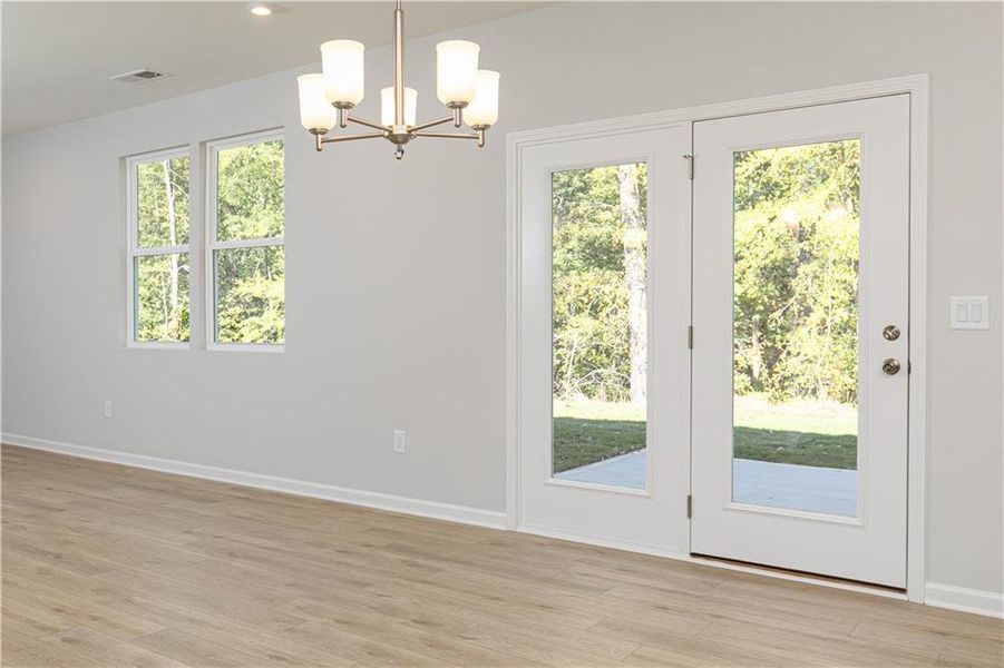 Spacious, unfurnished interior of a new home in Kingsley, Acworth (Image 31).