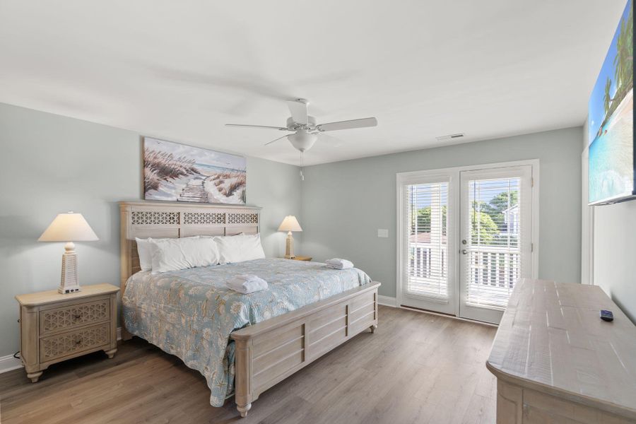 Furnished interior view inside a new home in , Surfside Beach (Image 54).