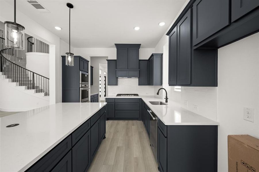 2114 Birdwatch- Kitchen-3 2114 Birdwatch- Kitchen-3