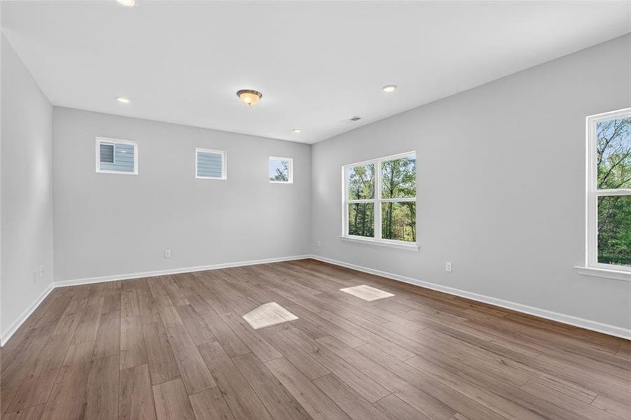 Spacious, unfurnished interior of a new home in North Haven, Rome (Image 17). Spacious, unfurnished interior of a new home in North Haven, Rome (Image 17).