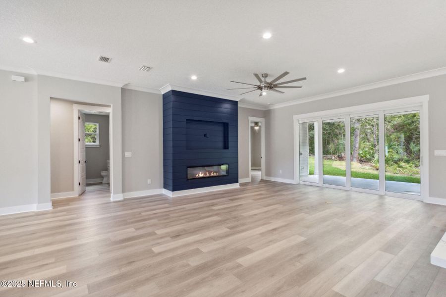 Spacious, unfurnished interior of a new home in , Yulee (Image 30).