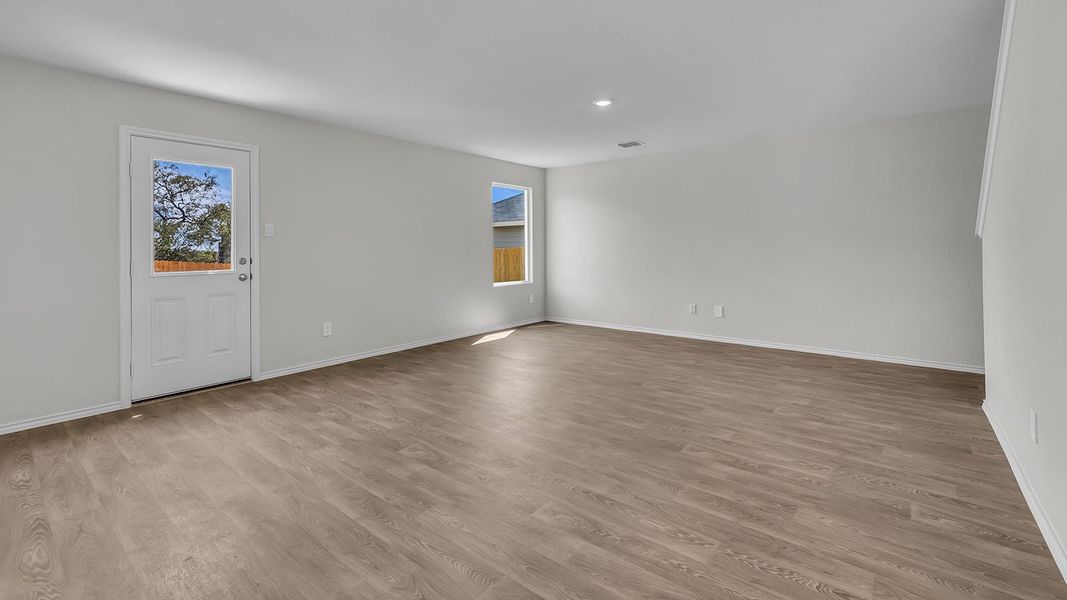 Representative unfurnished interior of a home built from the The Franklin by D.R. Horton in Spring Valley, New Braunfels (Image 18).