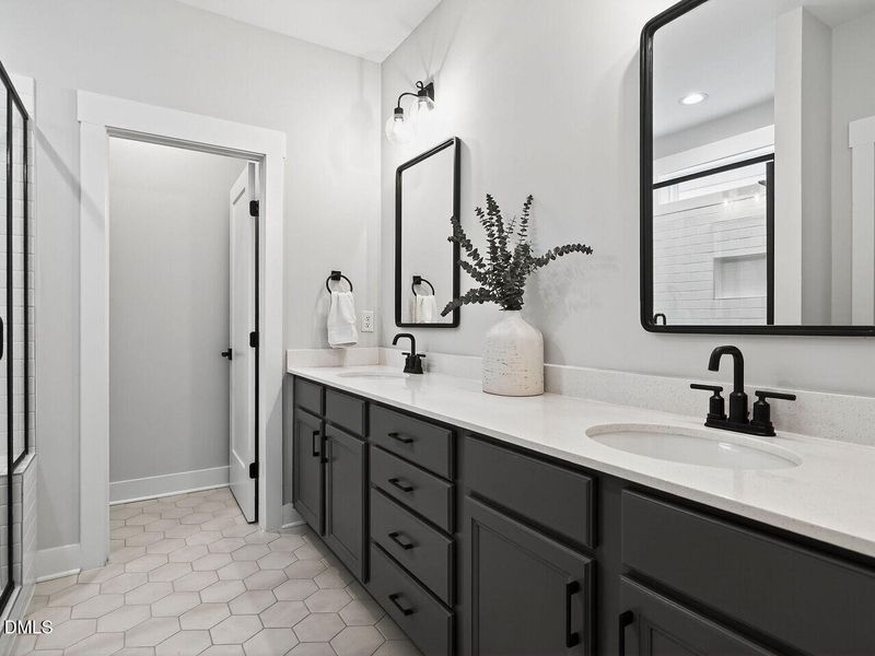 021-1280x960-bathroom 021-1280x960-bathroom