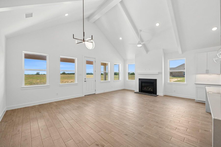 Bright and airy living space with high ceililgs