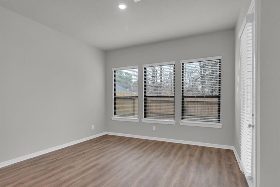 Spacious, unfurnished interior of a new home in Summer Place  35', Montgomery (Image 33).