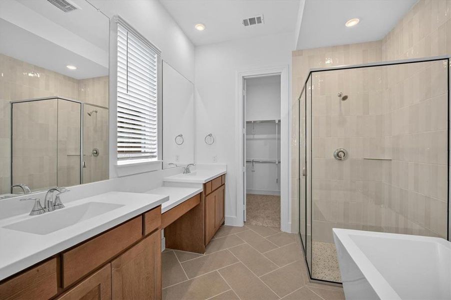 Furnished interior view inside a new home in Sandbrock Ranch, Aubrey (Image 10). Furnished interior view inside a new home in Sandbrock Ranch, Aubrey (Image 10).