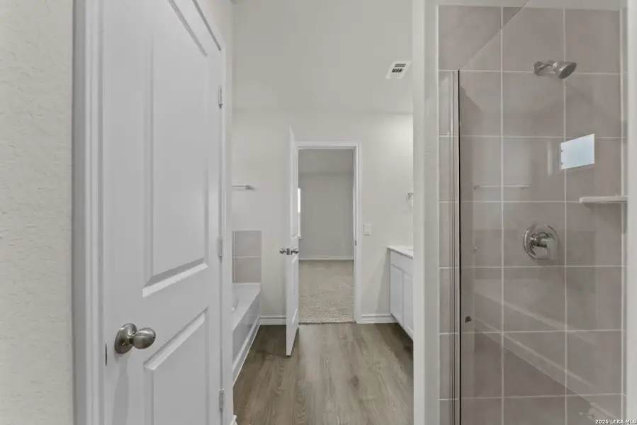 Furnished interior view inside a new home in Laurel Vistas, San Antonio (Image 10).