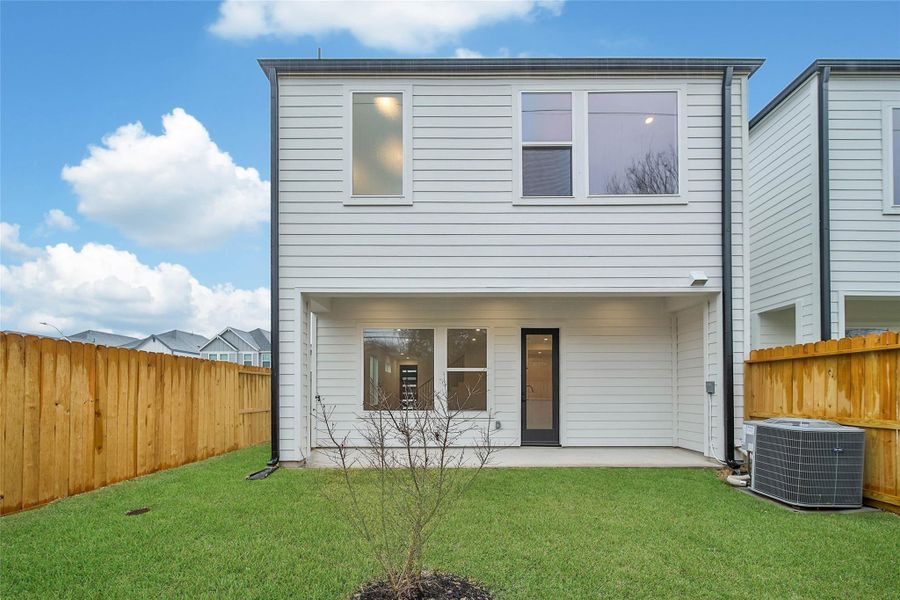 Exterior details and patio area of a home in , Houston (Image 3).