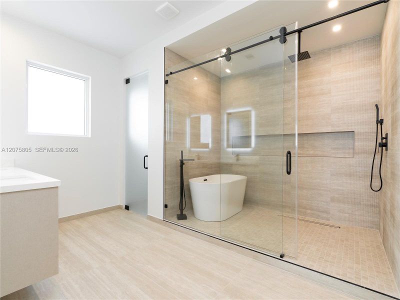 Furnished interior view inside a new home in , Fort Lauderdale (Image 12).