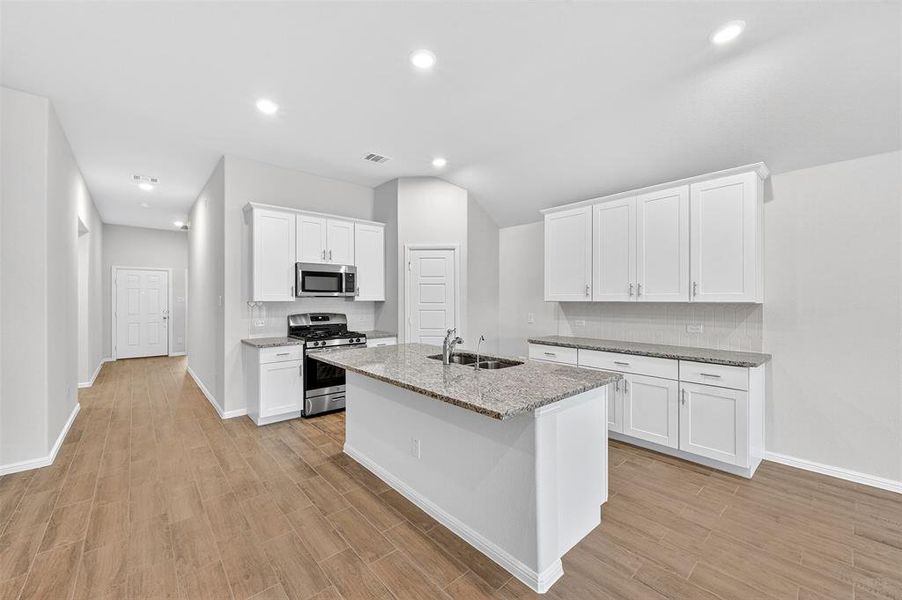 Furnished interior view inside a new home in Forest Park, Princeton (Image 10). Furnished interior view inside a new home in Forest Park, Princeton (Image 10).