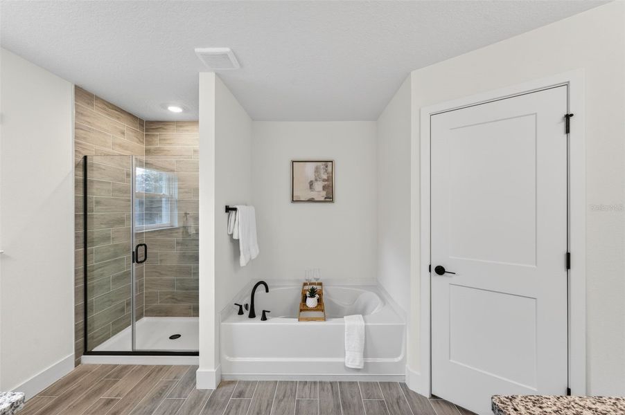 Furnished interior view inside a new home in Hill Country Estates, Dade City (Image 36).