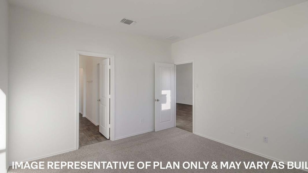 Spacious, unfurnished interior of a new home in Wayside, Uhland (Image 11).
