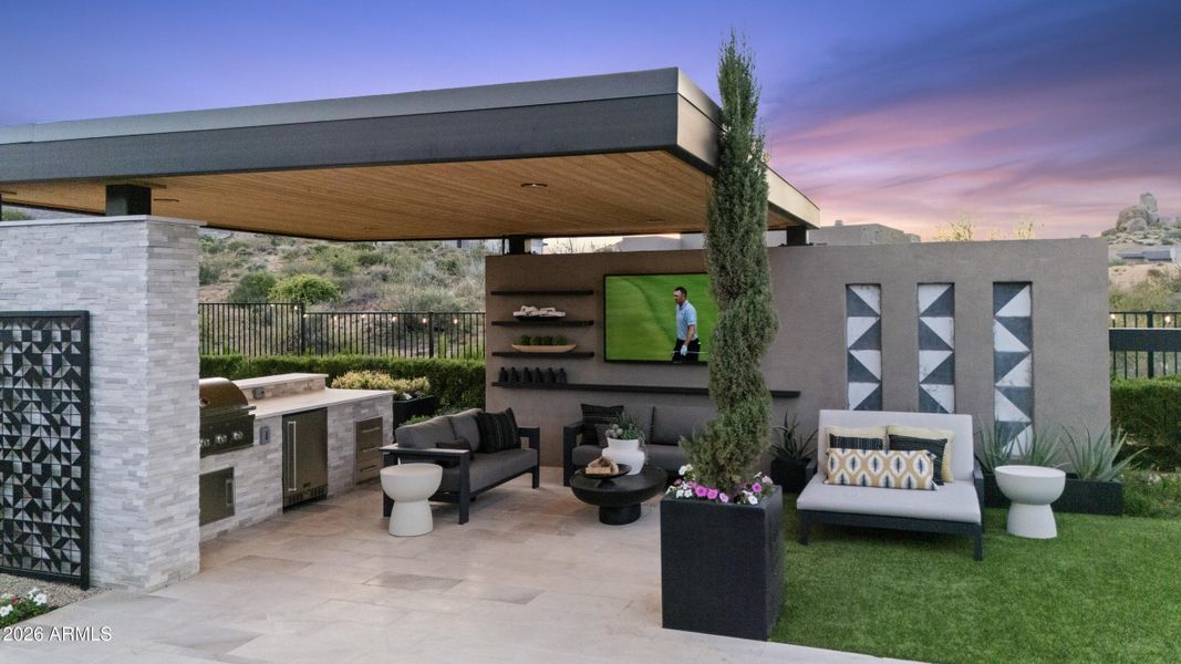 122-DJI_20251112171628_0818_D