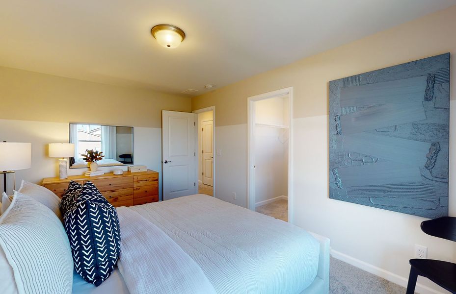 Representative furnished interior of a home built from the Frazier by Pulte Homes in Independence at Carter's Station, Columbia (Image 51).