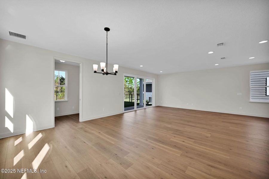Spacious, unfurnished interior of a new home in Crosswinds at Nocatee, Ponte Vedra (Image 39).