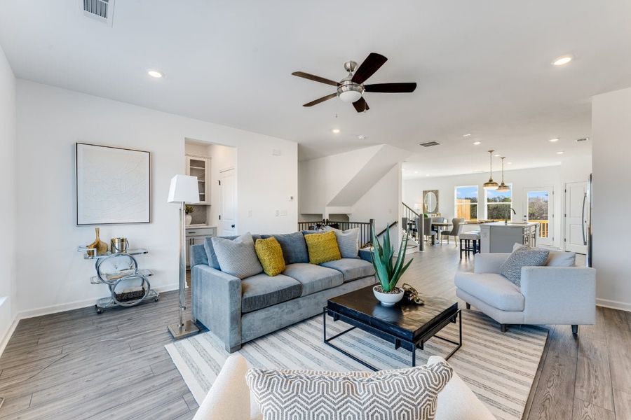 Representative furnished interior of a home built from the Reynolds by Taylor Morrison in Rosewood Farm, Lawrenceville (Image 10).
