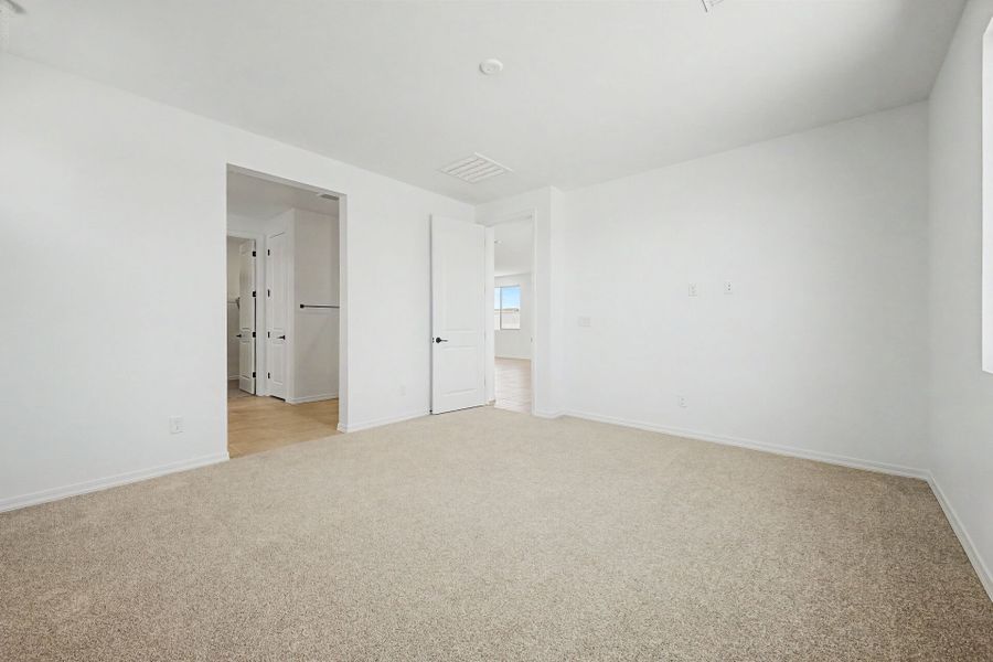 Spacious, unfurnished interior of a new home in Tyler Ranch, Buckeye (Image 12). Spacious, unfurnished interior of a new home in Tyler Ranch, Buckeye (Image 12).