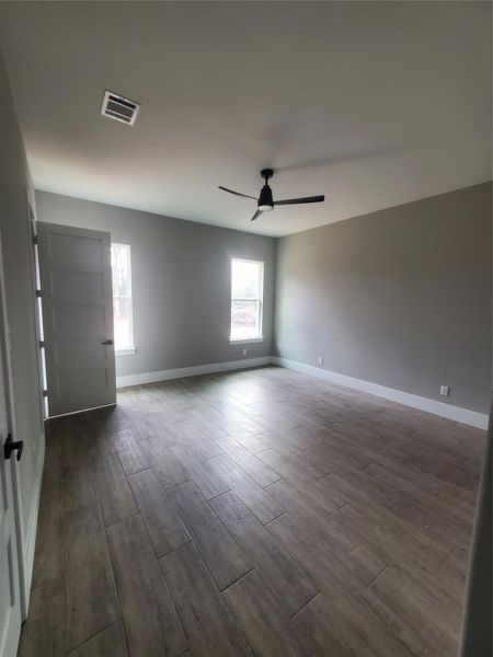 GUEST SUITE WITH A HUGE CLOSET AND ITS OWN FULL BATHROOM