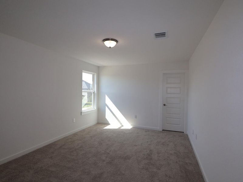 Spacious, unfurnished interior of a new home in Edgewood, Leander (Image 16). Spacious, unfurnished interior of a new home in Edgewood, Leander (Image 16).