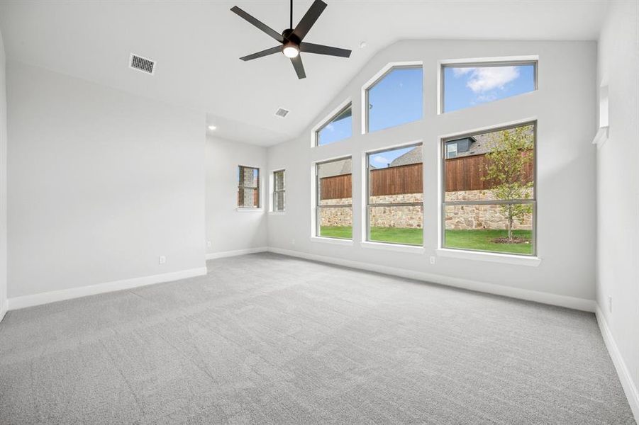 Spacious, unfurnished interior of a new home in Monterra - Classics, Fate (Image 28).