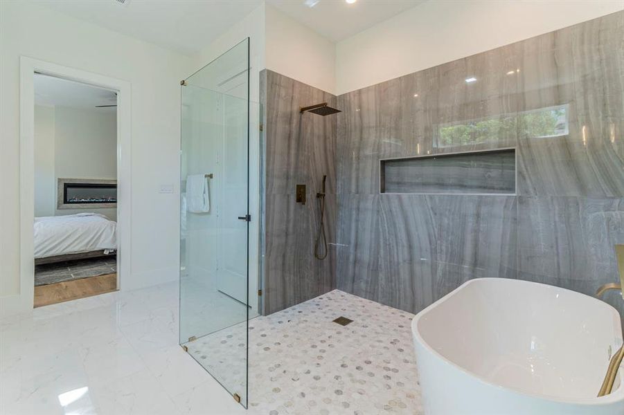 Furnished interior view inside a new home in , Dallas (Image 26).