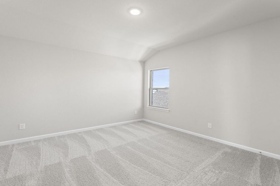 Representative unfurnished interior of a home built from the Cedar Sorella 40s by Brohn Homes in Sorella, Tomball (Image 28).