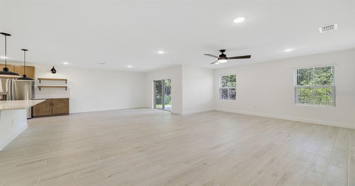 Spacious, unfurnished interior of a new home in Aspire at Marion Oaks, Ocala (Image 19). Spacious, unfurnished interior of a new home in Aspire at Marion Oaks, Ocala (Image 19).