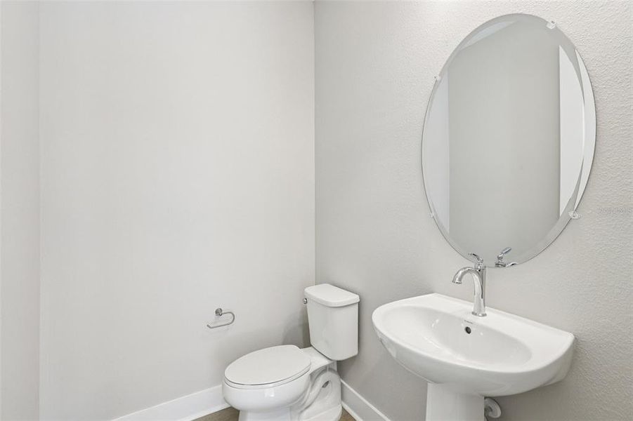 Furnished interior view inside a new home in Lagoon Residences at Epperson, Wesley Chapel (Image 11).