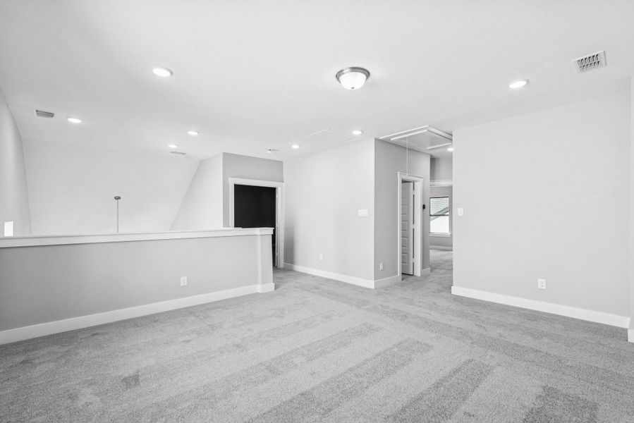 Spacious, unfurnished interior of a new home in ARTAVIA 50' Homesites, Conroe (Image 17).