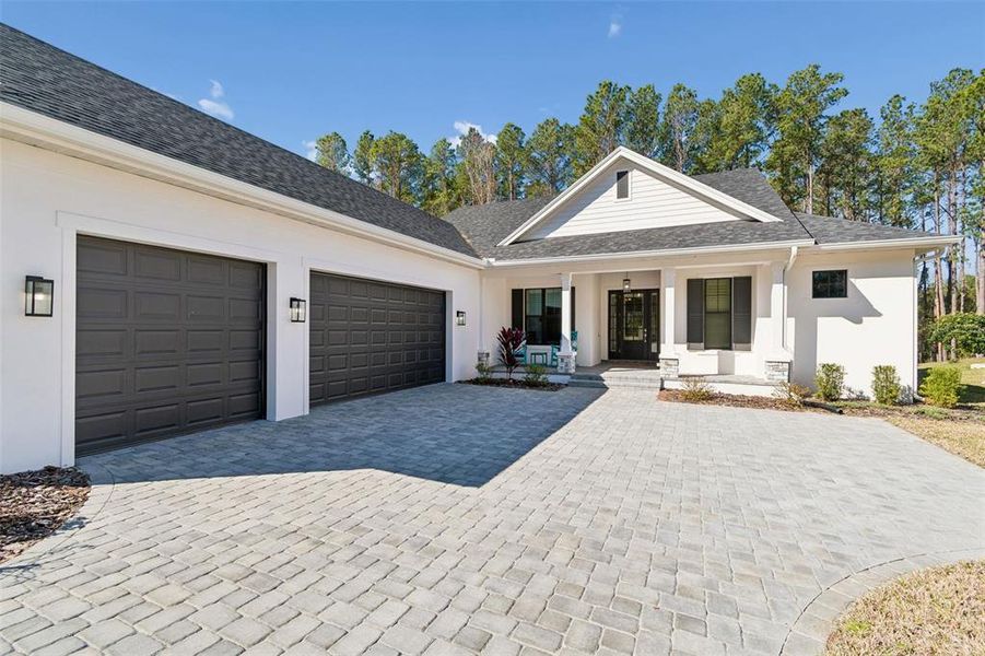 Exterior details and patio area of a home in , Brooksville (Image 26).