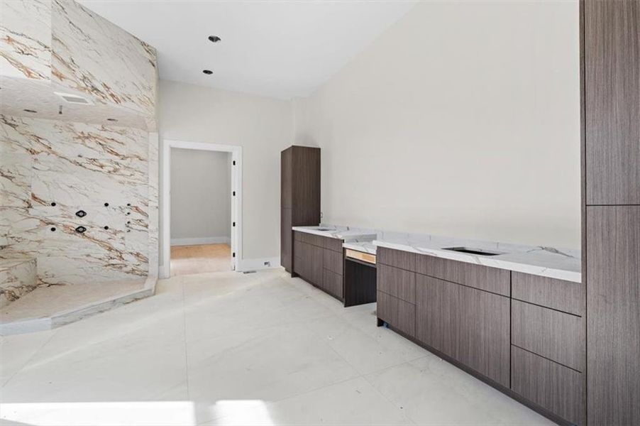 Image 76 of a home in .