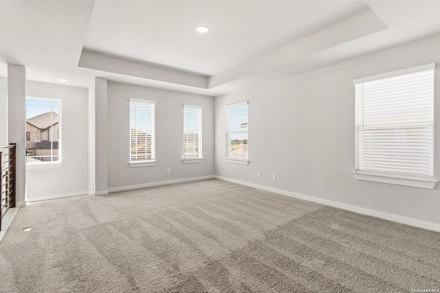 Spacious, unfurnished interior of a new home in Applewhite Meadows, San Antonio (Image 20).