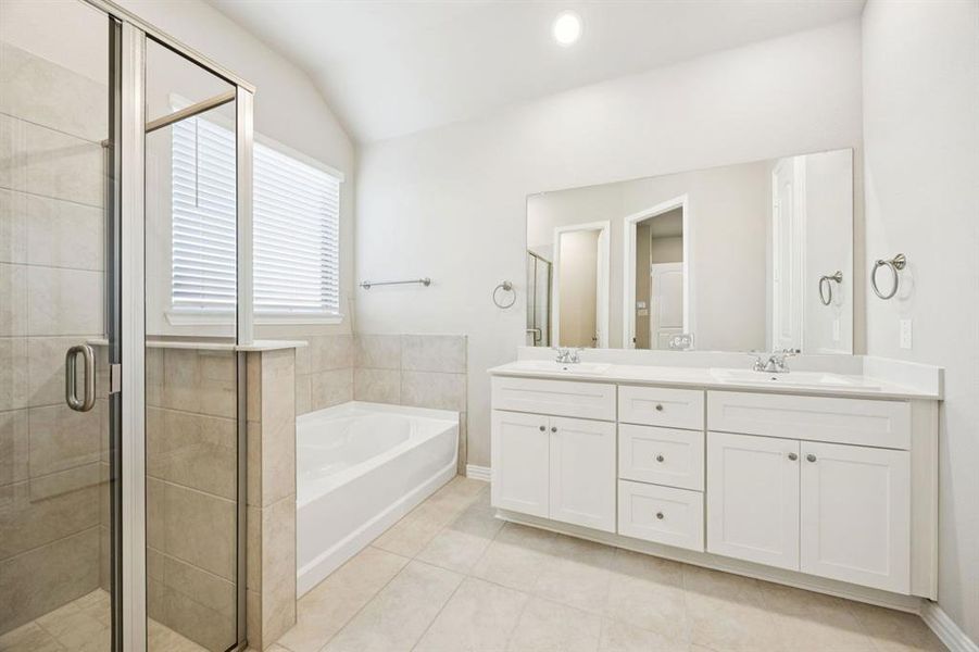 2417 Auburn St 2417 Auburn St