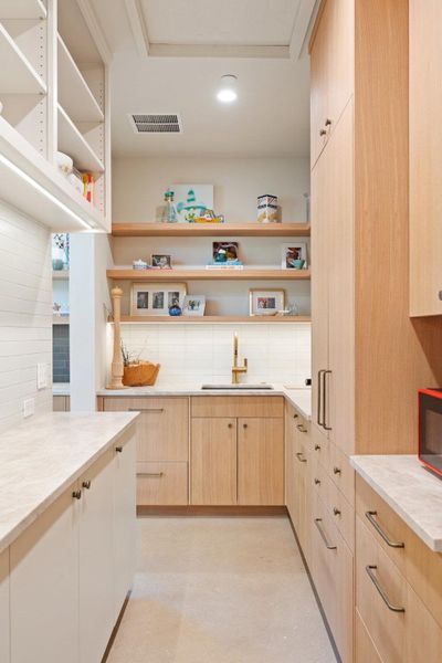 Furnished interior view inside a new home in , Austin (Image 10). Furnished interior view inside a new home in , Austin (Image 10).