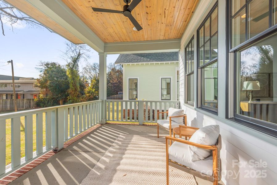 Exterior details and patio area of a home in , Charlotte (Image 4).