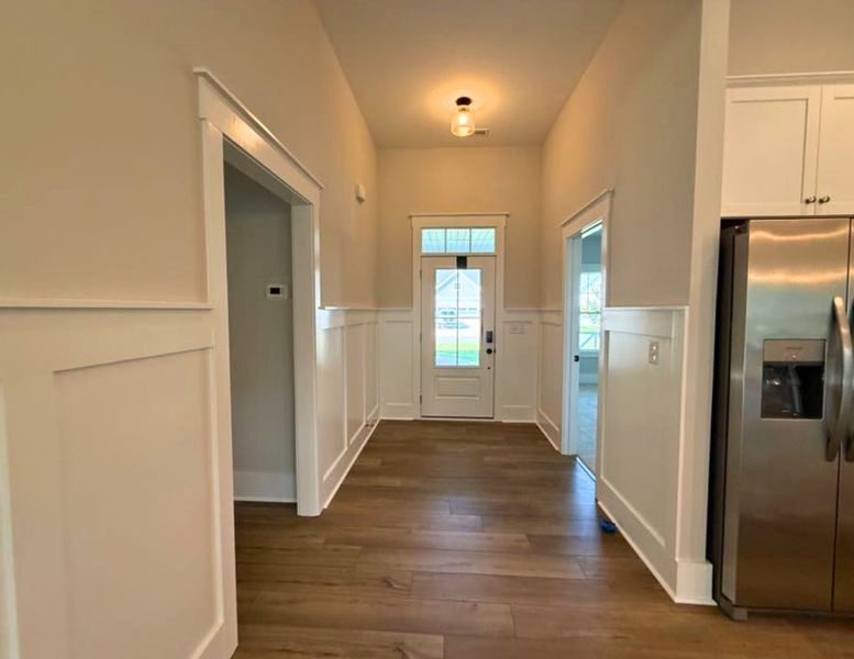 Spacious, unfurnished interior of a new home in Riverside Cove, Wilmington (Image 10).