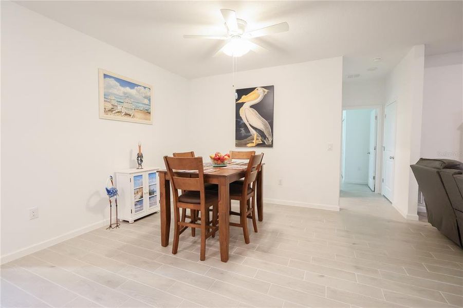 Furnished interior view inside a new home in , Dunnellon (Image 14).