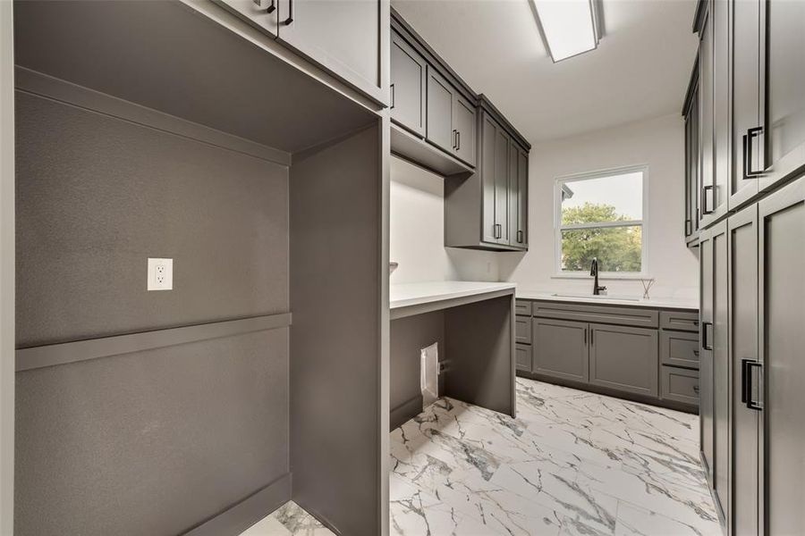 Furnished interior view inside a new home in , Fort Worth (Image 11).