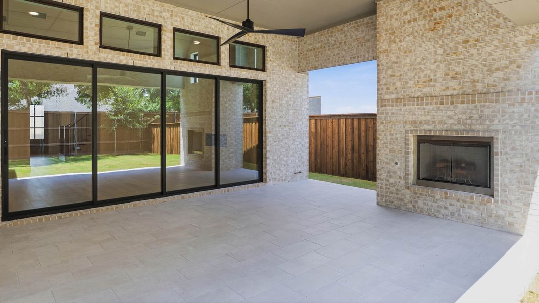 Exterior details and patio area of a home in Adkins Park, Hurst (Image 3). Exterior details and patio area of a home in Adkins Park, Hurst (Image 3).