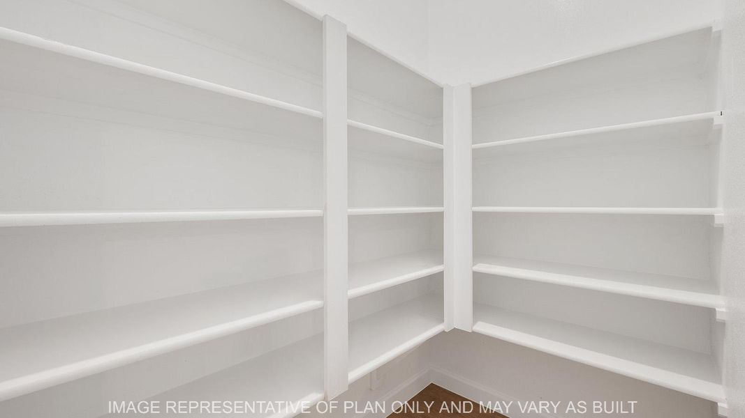 Spacious, unfurnished interior of a new home in Wellborn Settlement, College Station (Image 15).