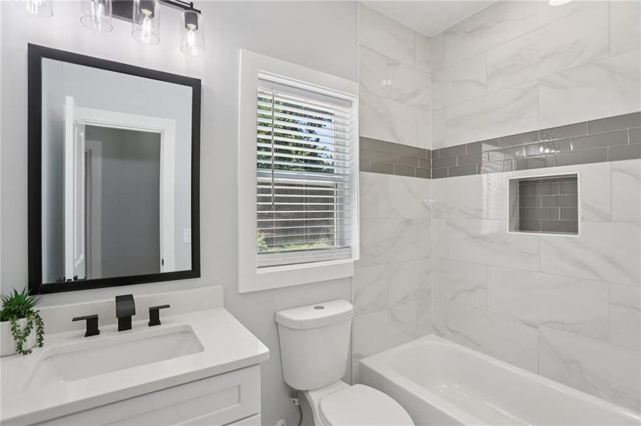 Furnished interior view inside a new home in , Hapeville (Image 16).