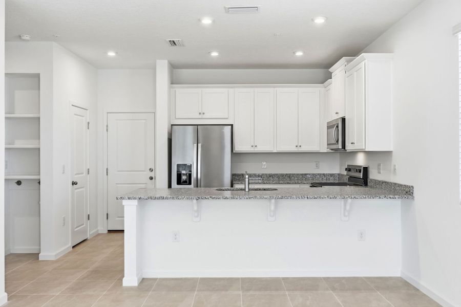 MODEL PHOTOGRAPHY - Kitchen