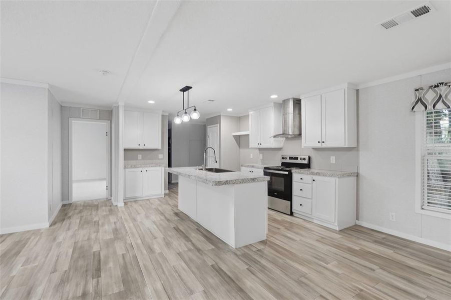 Furnished interior view inside a new home in , Casselberry (Image 7).