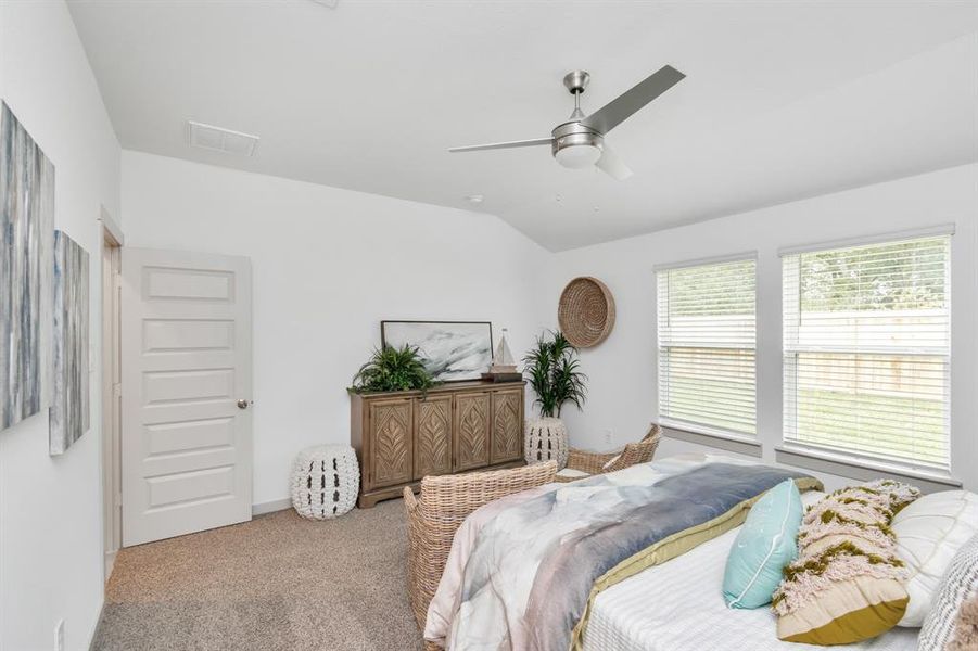 Image 20 of a home in Post Oak Pointe.